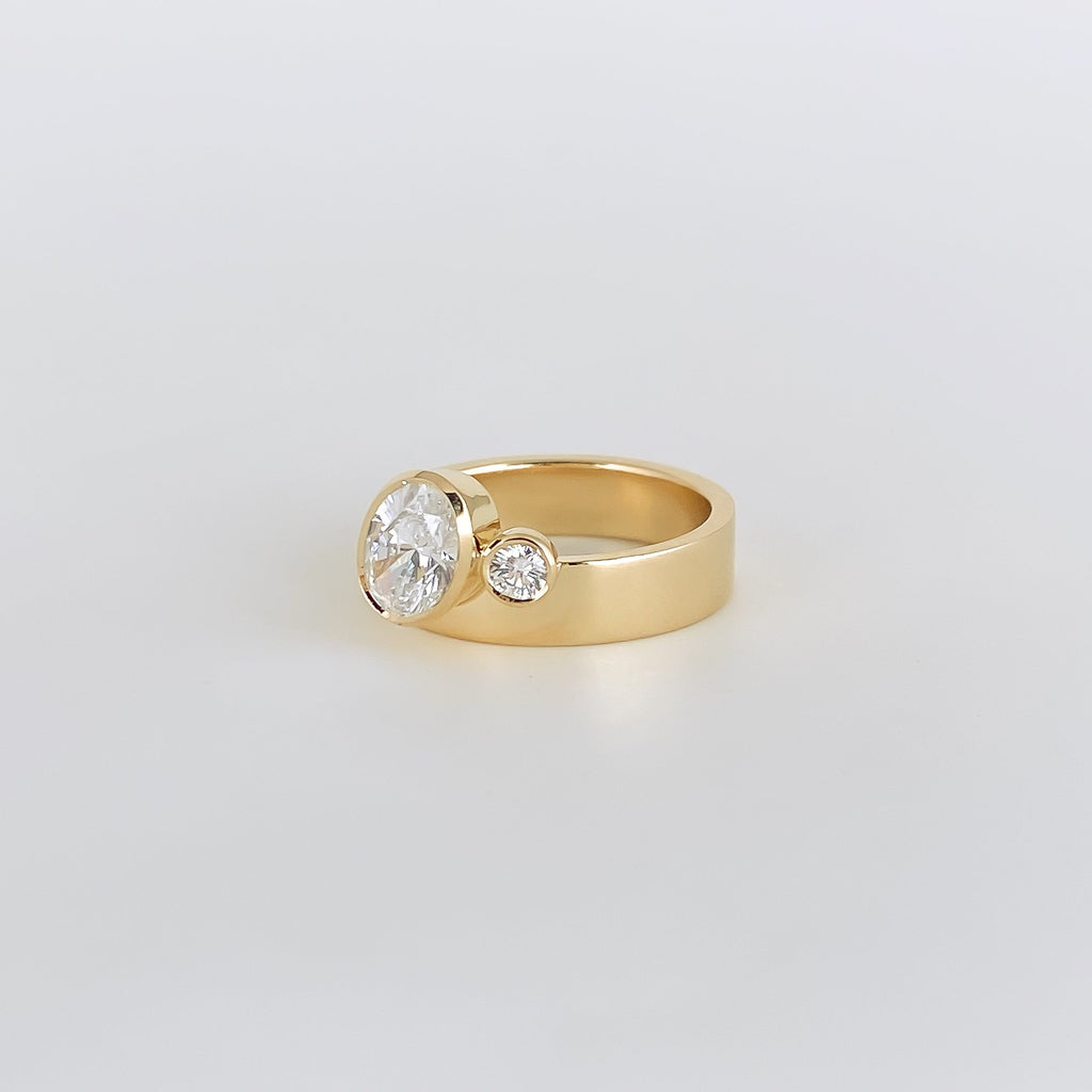 1.0 - 3.50 CT Oval Lab Grown Diamond Unique Setting Engagement Ring
