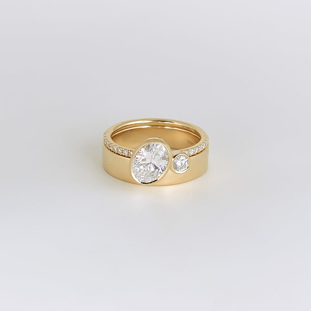 1.0 - 3.50 CT Oval Lab Grown Diamond Unique Setting Engagement Ring