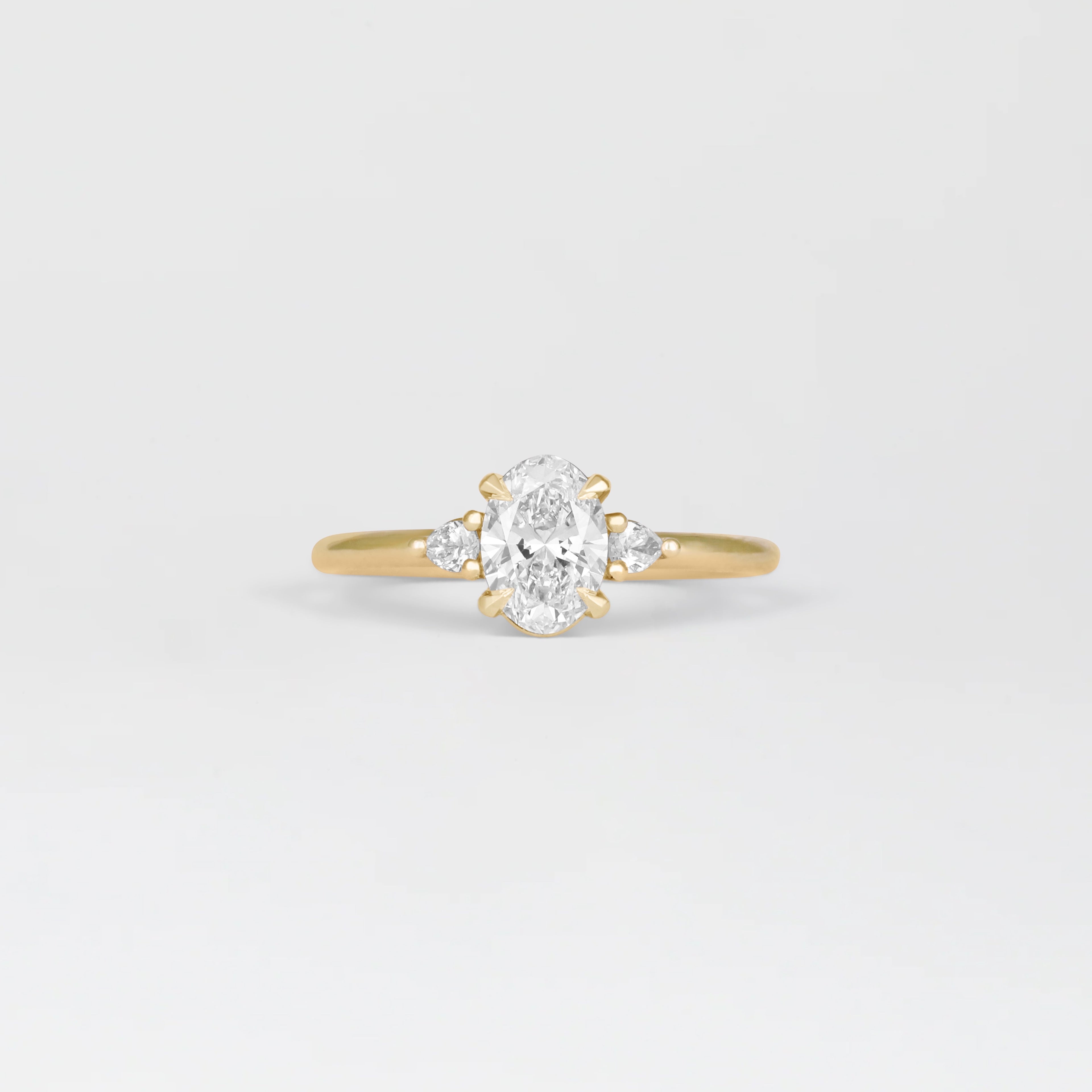 Oval Lab Grown Diamond Three Stone Setting Engagement Ring