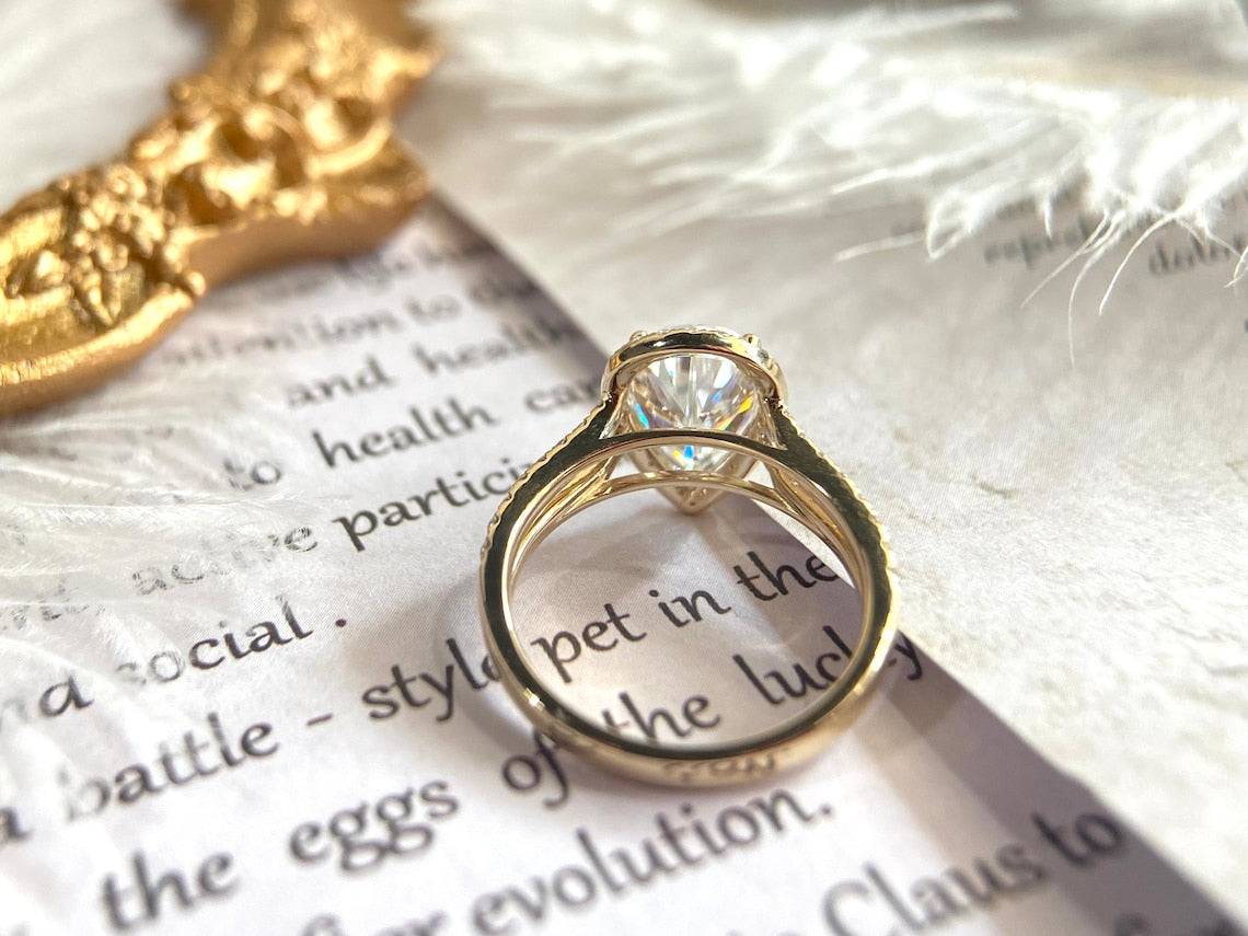 1.0 - 3.50 CT Pear Lab Grown Diamond Halo Setting Engagement Ring