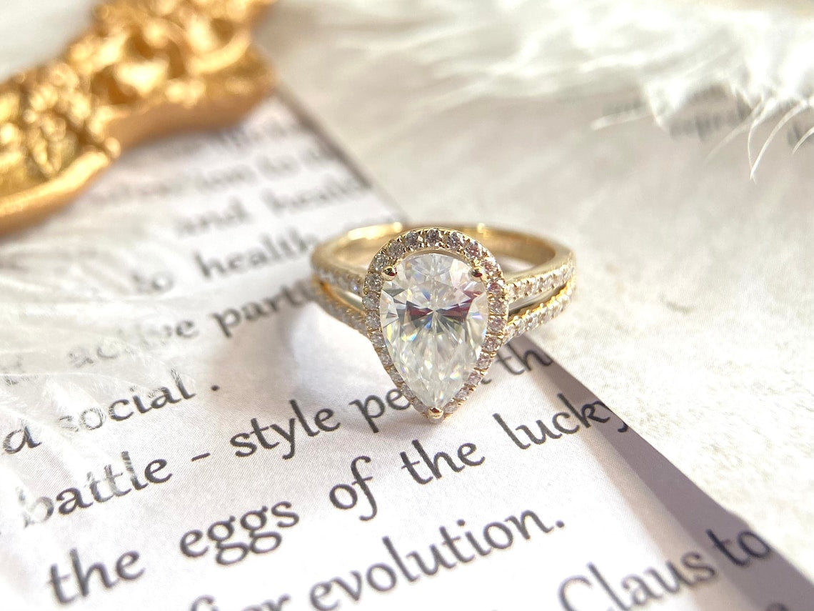 1.0 - 3.50 CT Pear Lab Grown Diamond Halo Setting Engagement Ring